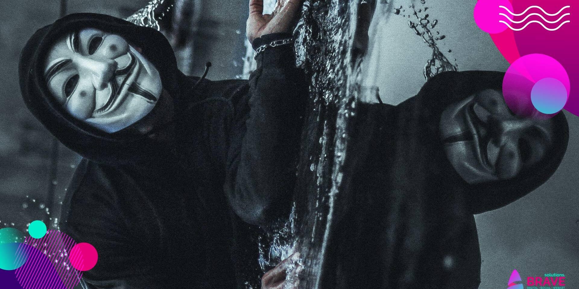 Il gruppo di hacker Anonymous si schiera al fianco dell’Ucraina e dichiara guerra alla Russia di Putin, scatenando un vero cyber conflitto. Il gruppo di hacker Anonymous si schiera al fianco dell'Ucraina e dichiara guerra alla Russia di Putin, scatenando un vero cyber conflitto.