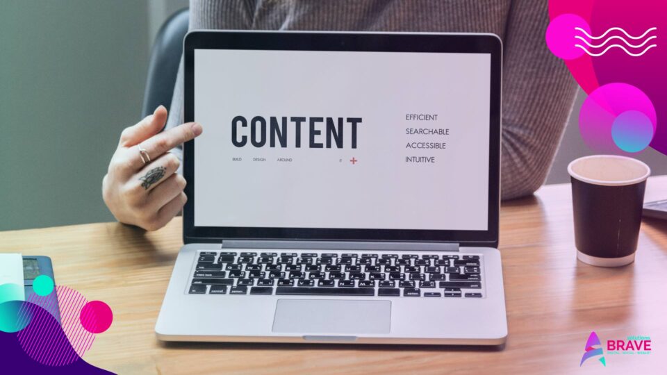 La Content Strategy, intesa come la pianificazione e gestione dei contenuti online di un'azienda, può portare molti vantaggi ad un brand.